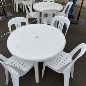 Cafe Round Table